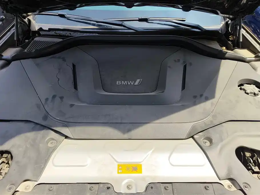 BMW iX3 2022 Innovation Leader фото 10