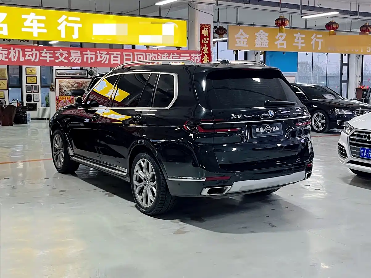 BMW X7 2023 xDrive40i Leading Luxury Package фото 5