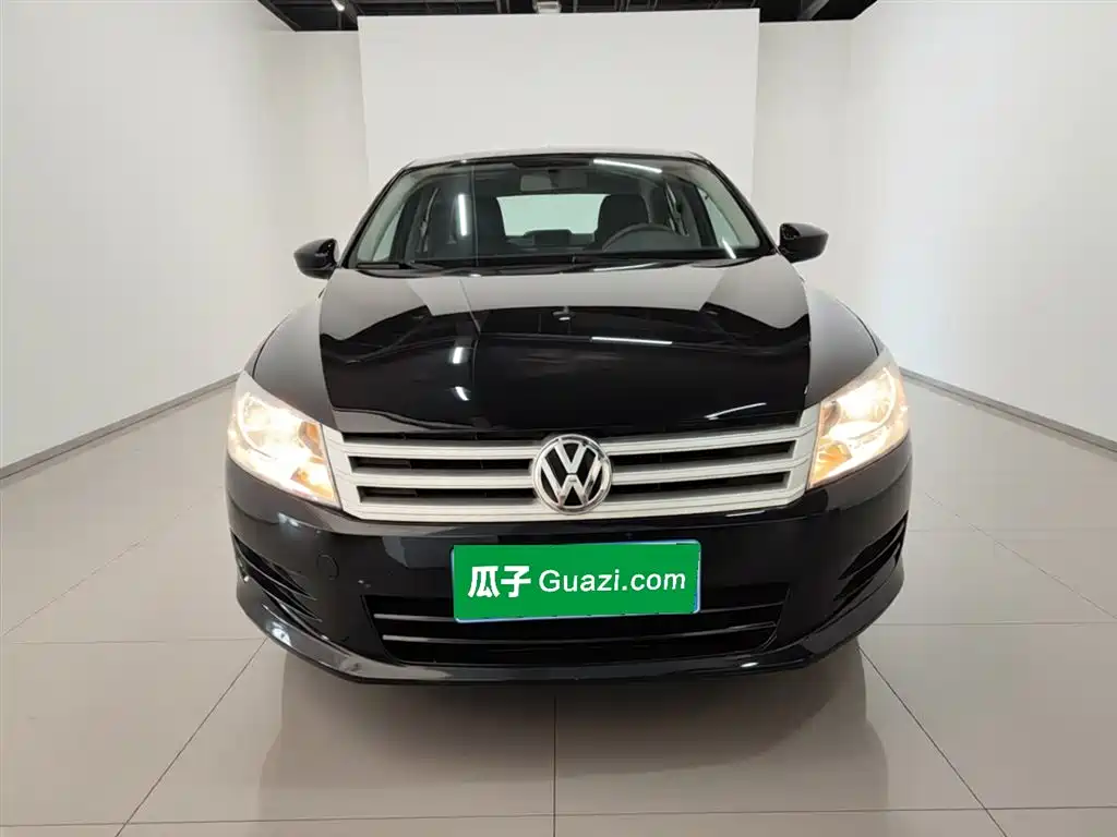 Volkswagen Santana 2015 1.4L Manual Trend Edition фото 3