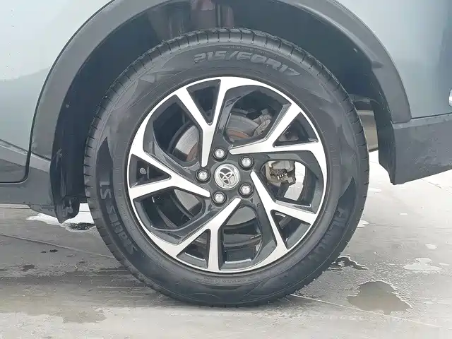 Toyota C-HR 2021 2020 Model 2.0L Leading