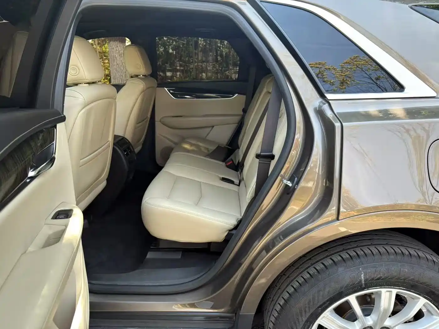 Cadillac XT5 2016 28T AWD Technology Model фото 8