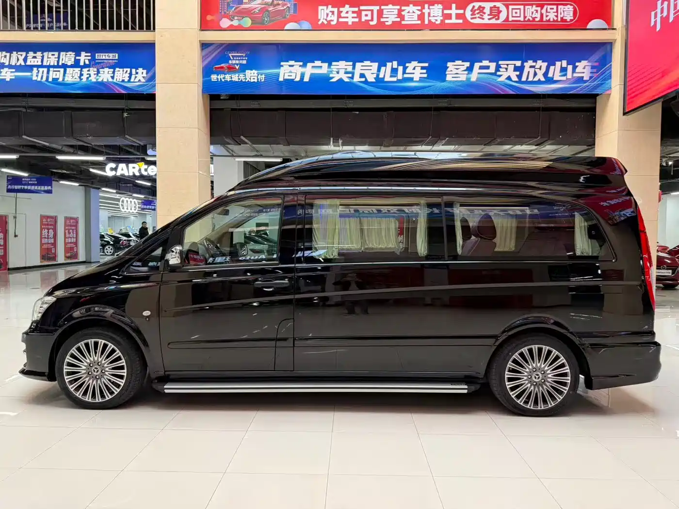 Mercedes-Benz Vito 2013 Model 3.0L Elite Edition фото 8