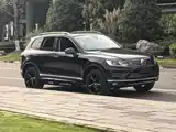 Фото 3 - Volkswagen Touareg