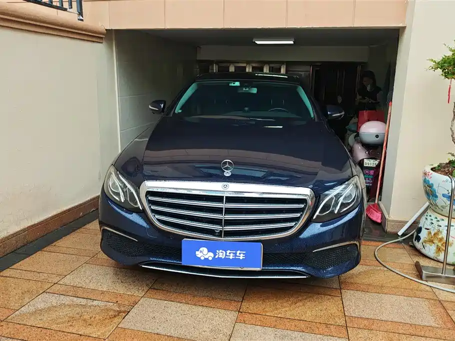 Mercedes-Benz E-Class 2018 E 300 L Luxury фото 2