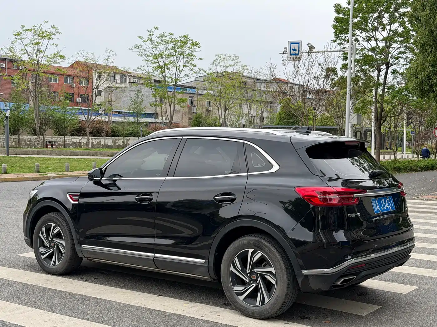 Hongqi HONGQI HS5