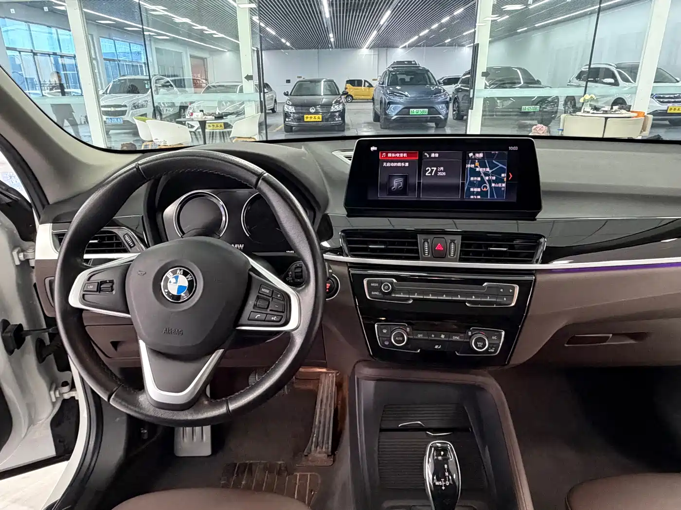 BMW X1 2020 sDrive25Li Leading Model фото 13