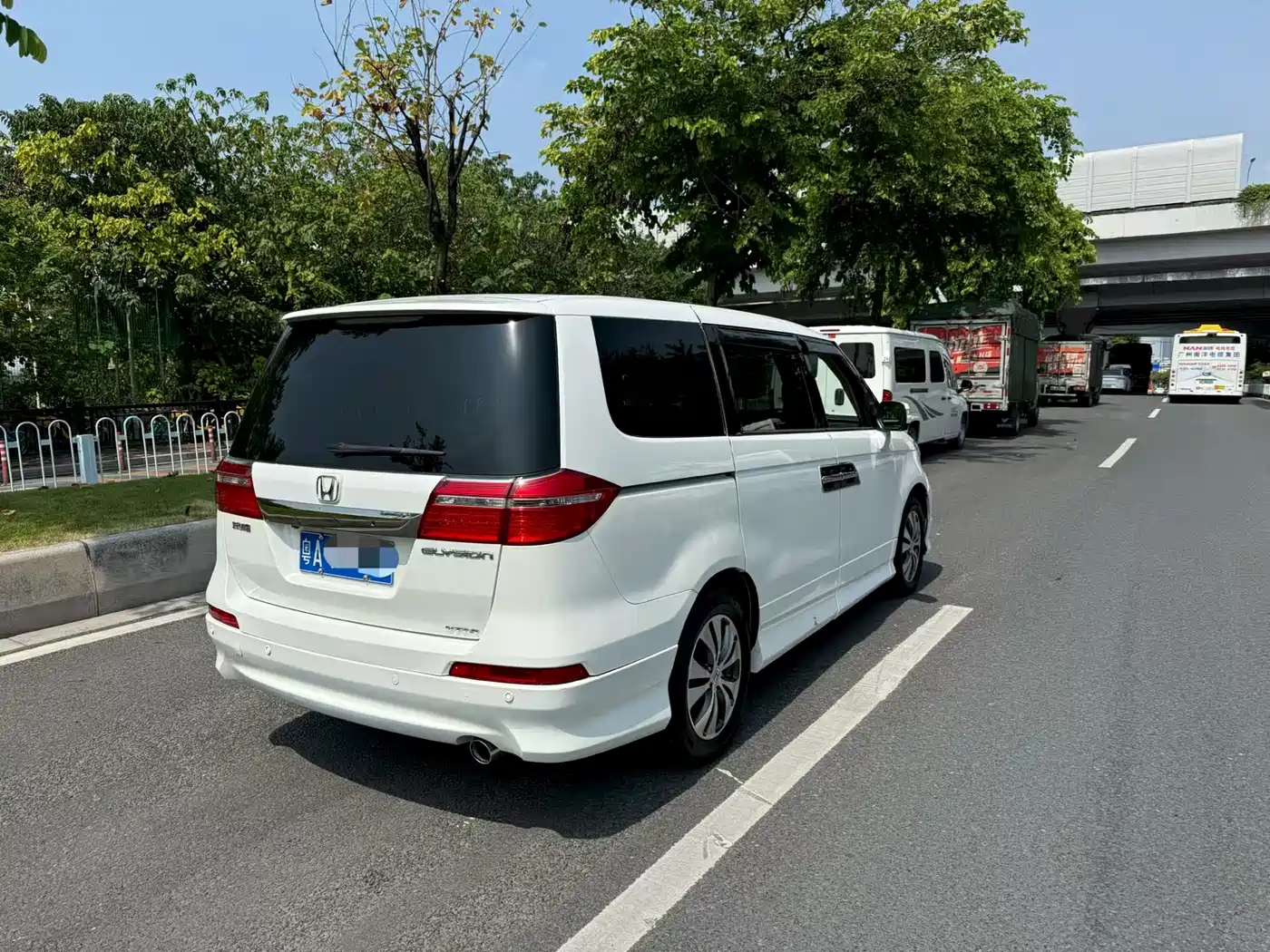 Honda Elysion 2015 2012 2.4L VTi-S Premium Edition