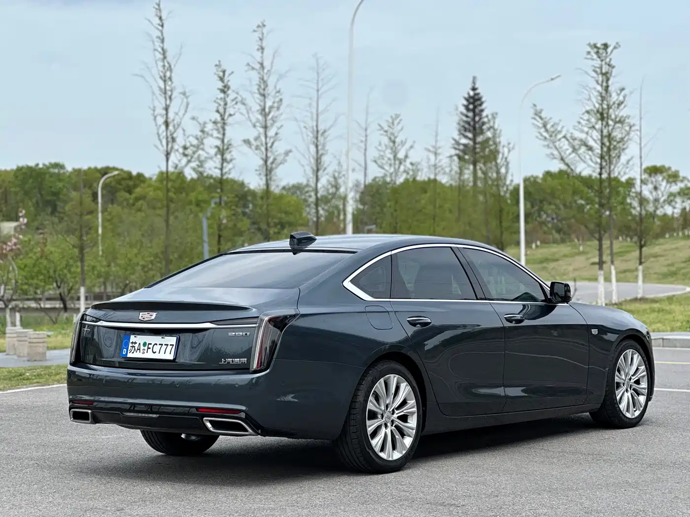 CADILLAC CT6
