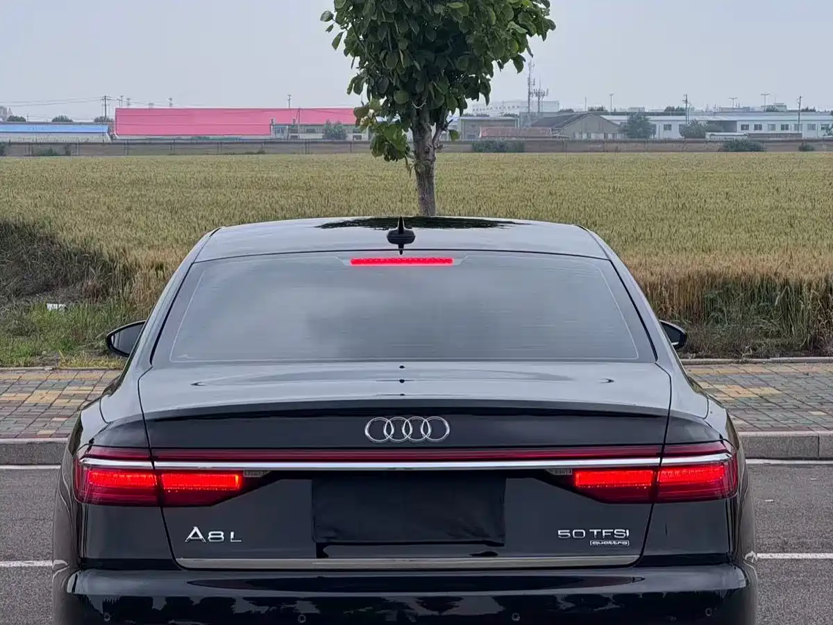 Audi A8 2019 Plus A8L 50 TFSI quattro Comfort фото 8