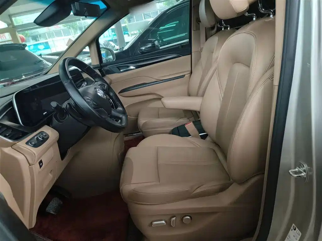 Buick GL8 2020 ES Landglory 653T Flagship фото 12