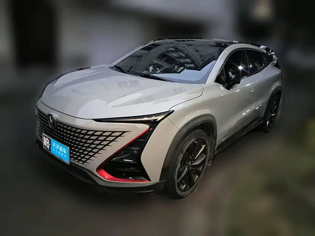 Фото 1 - Changan UNI-T