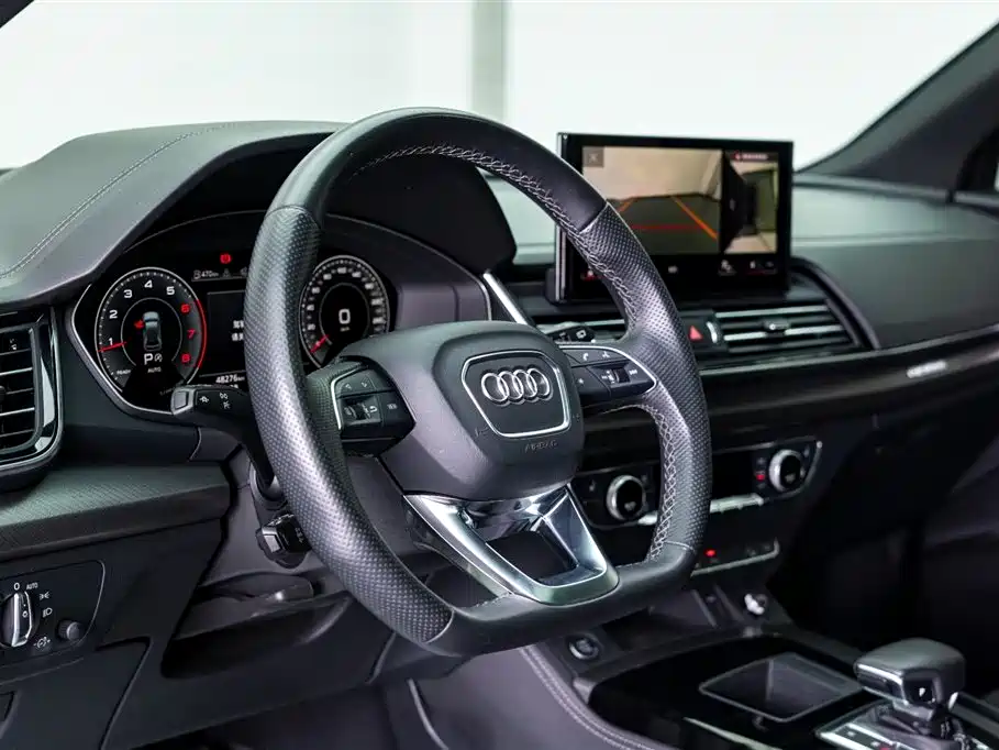 AUDI Q5L SPORTBACK