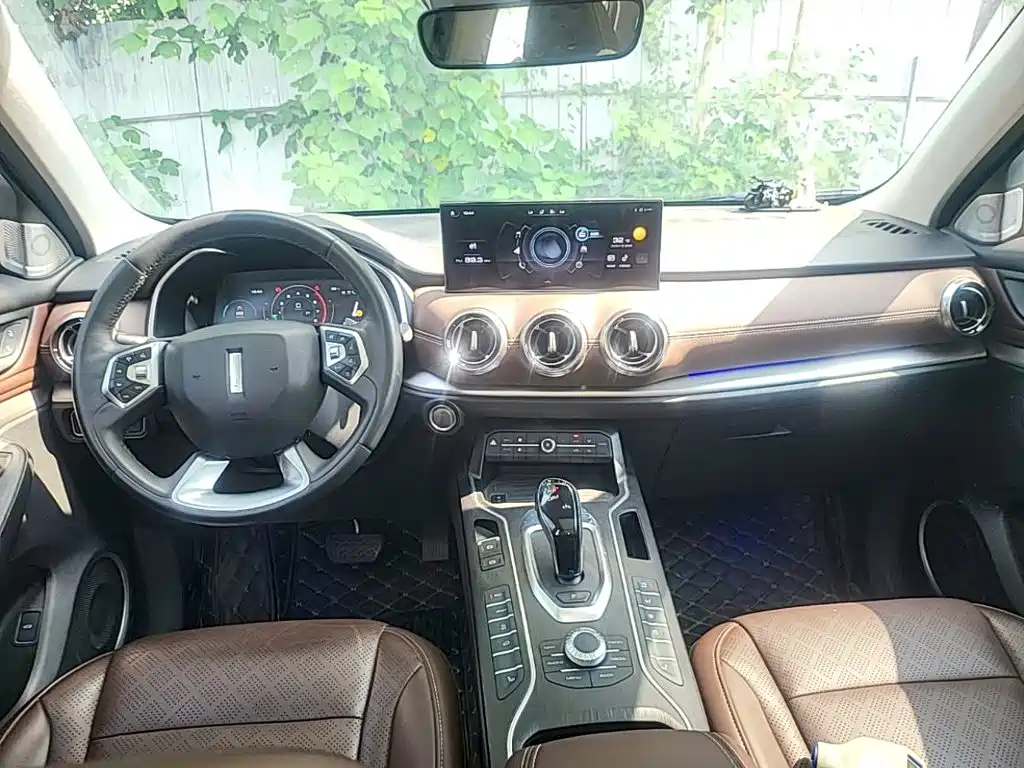 WEY VV6 2021 2021 2.0T 2WD Smart Enjoyment+