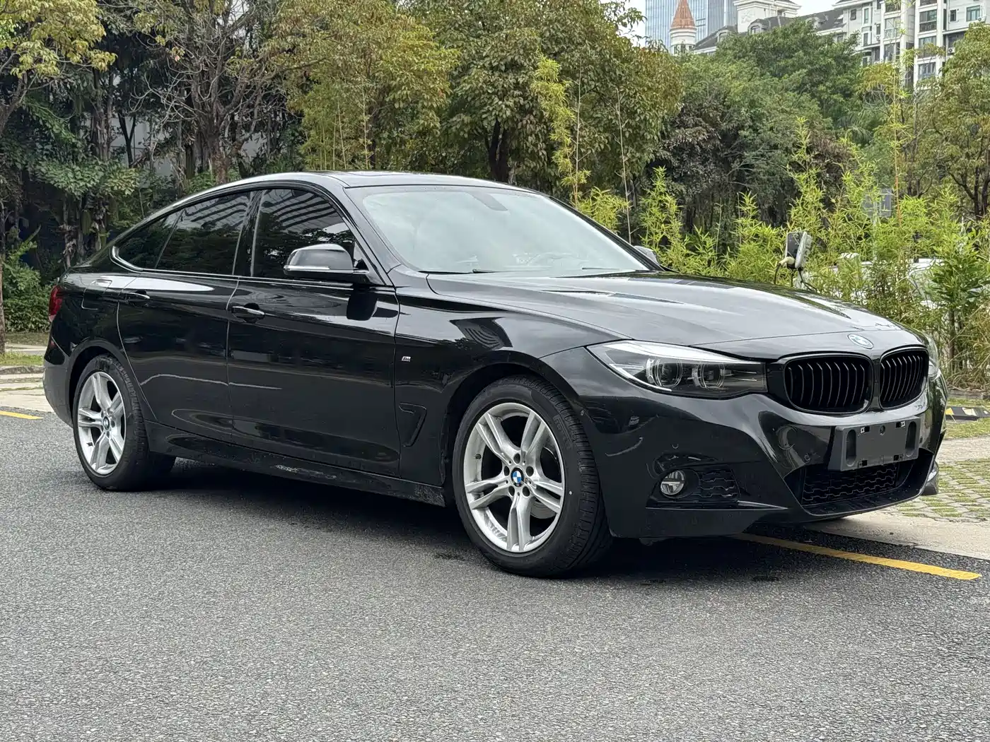 BMW 3 Series GT 2020 320i M Sport Package фото 2