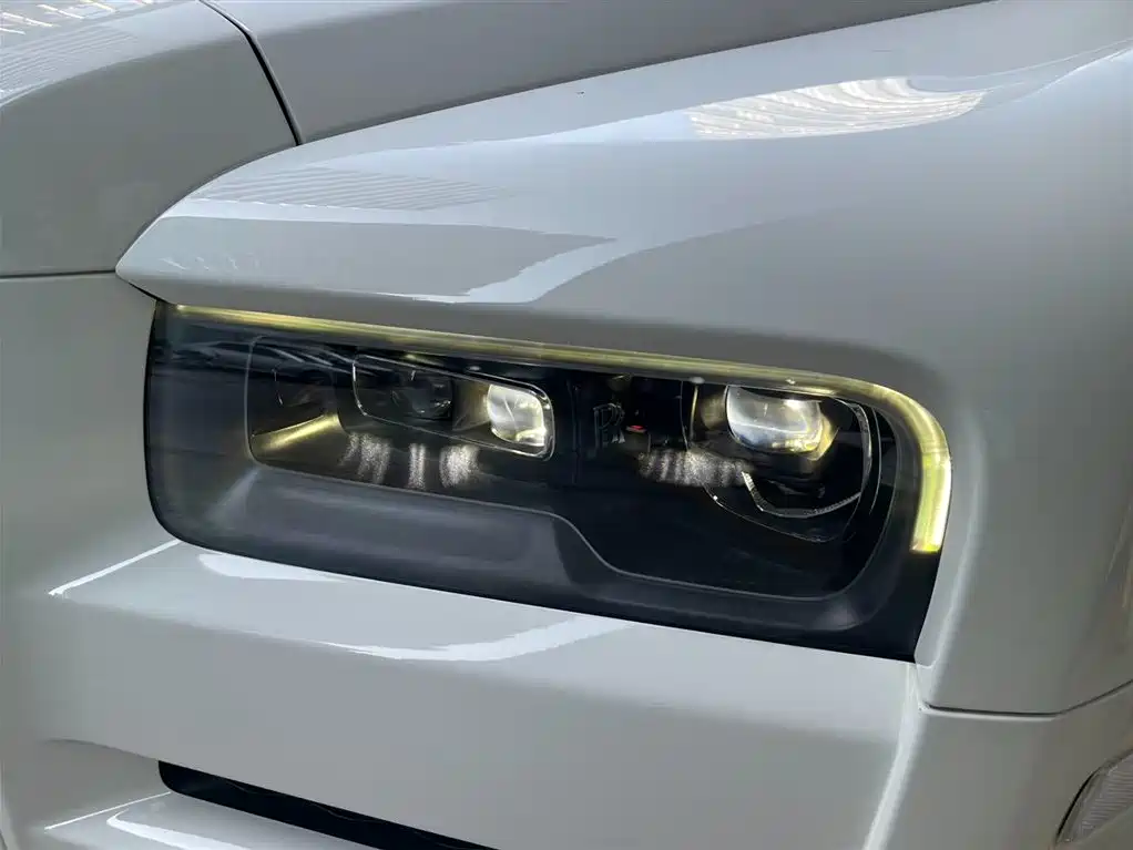 Rolls-Royce Cullinan 2024 4-Seater фото 5