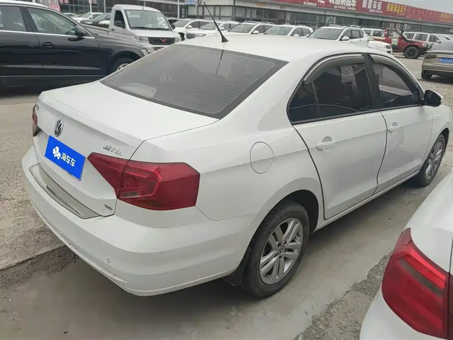 Volkswagen Jetta 2019 Dream Edition 1.5L Manual Fashion фото 3