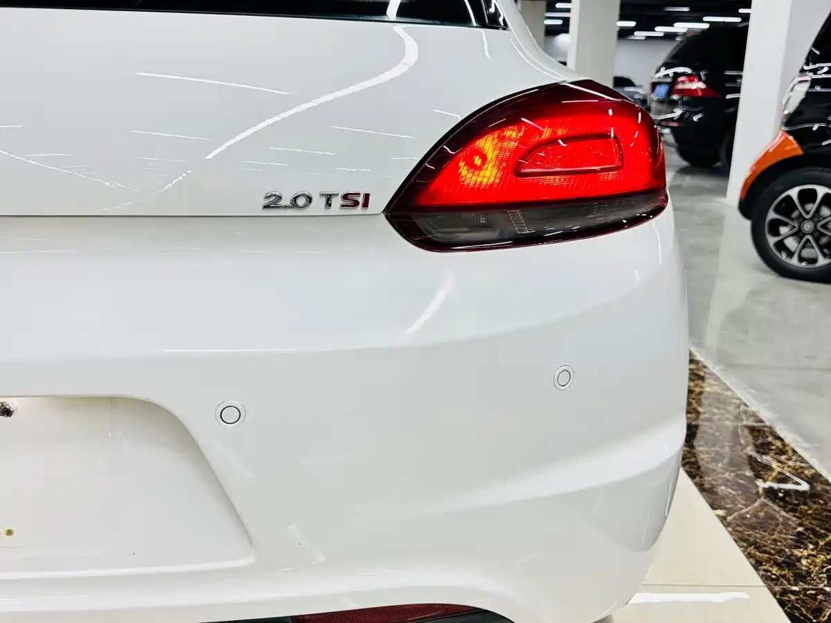 Volkswagen Scirocco 2011 2.0TSI R-Line фото 15