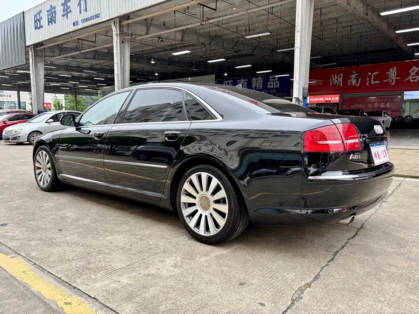 Audi A8 2008 A8L 2.8 FSI Standard фото 18