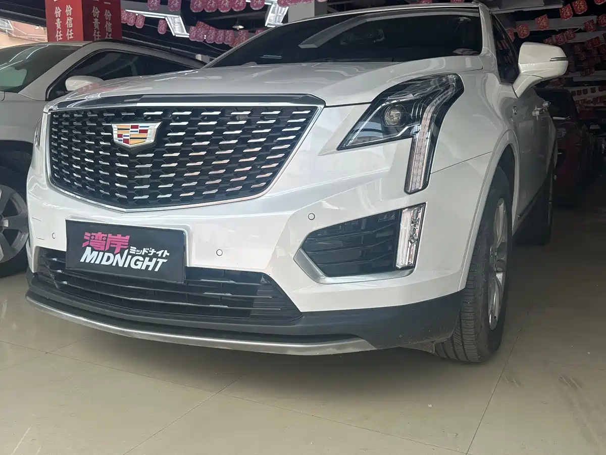 CADILLAC XT5