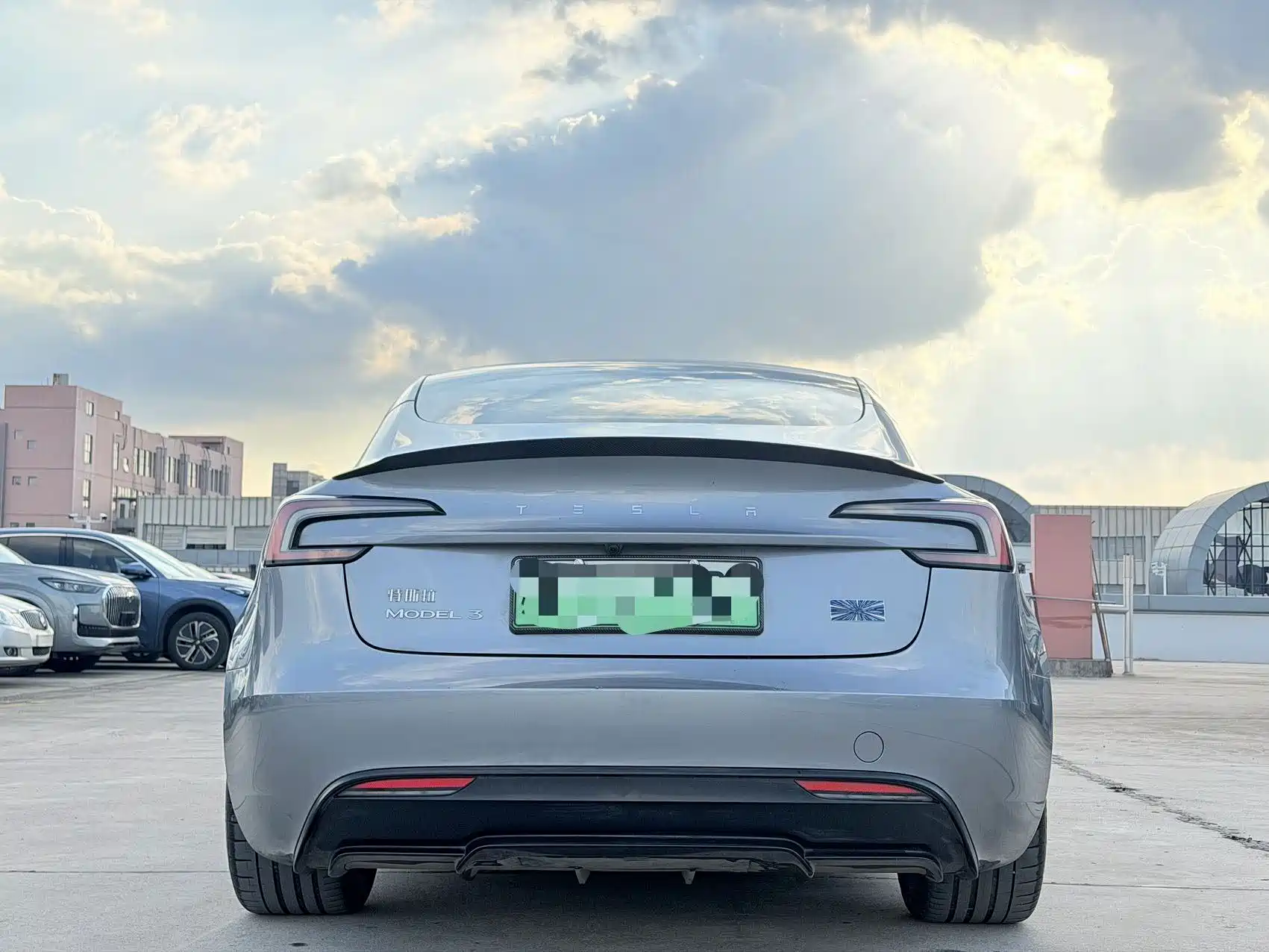 Фото 6 - Tesla Model 3