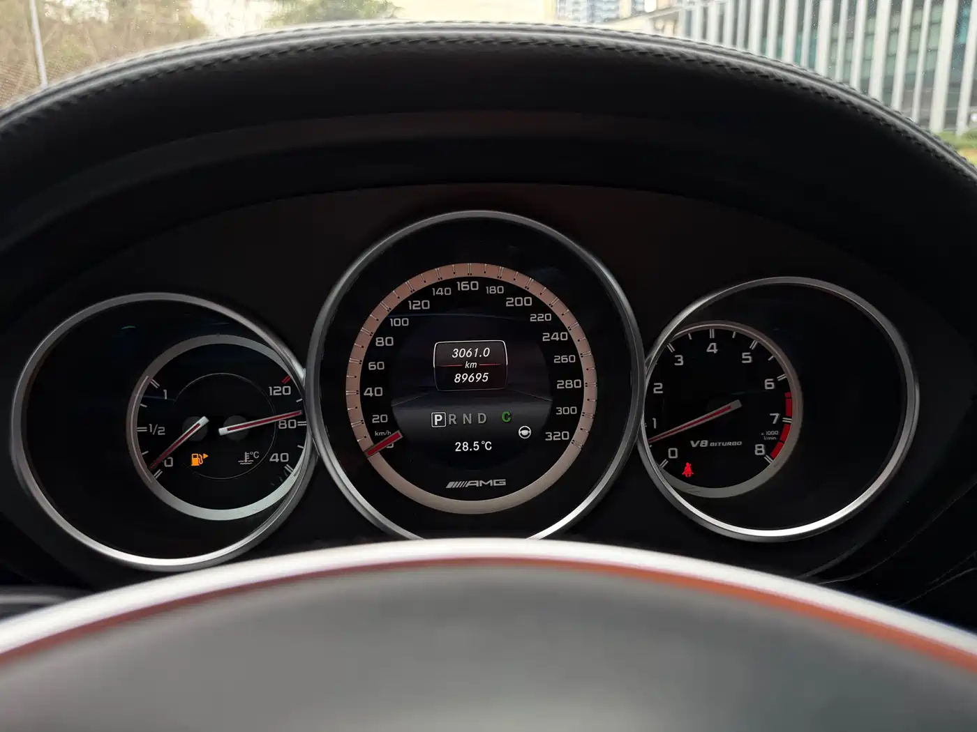 Mercedes-Benz CLS AMG 2015 AMG CLS 63 4MATIC фото 18
