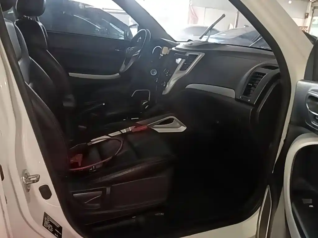 Changan CS35 2015 2015 1.6L Automatic Premium (China IV)