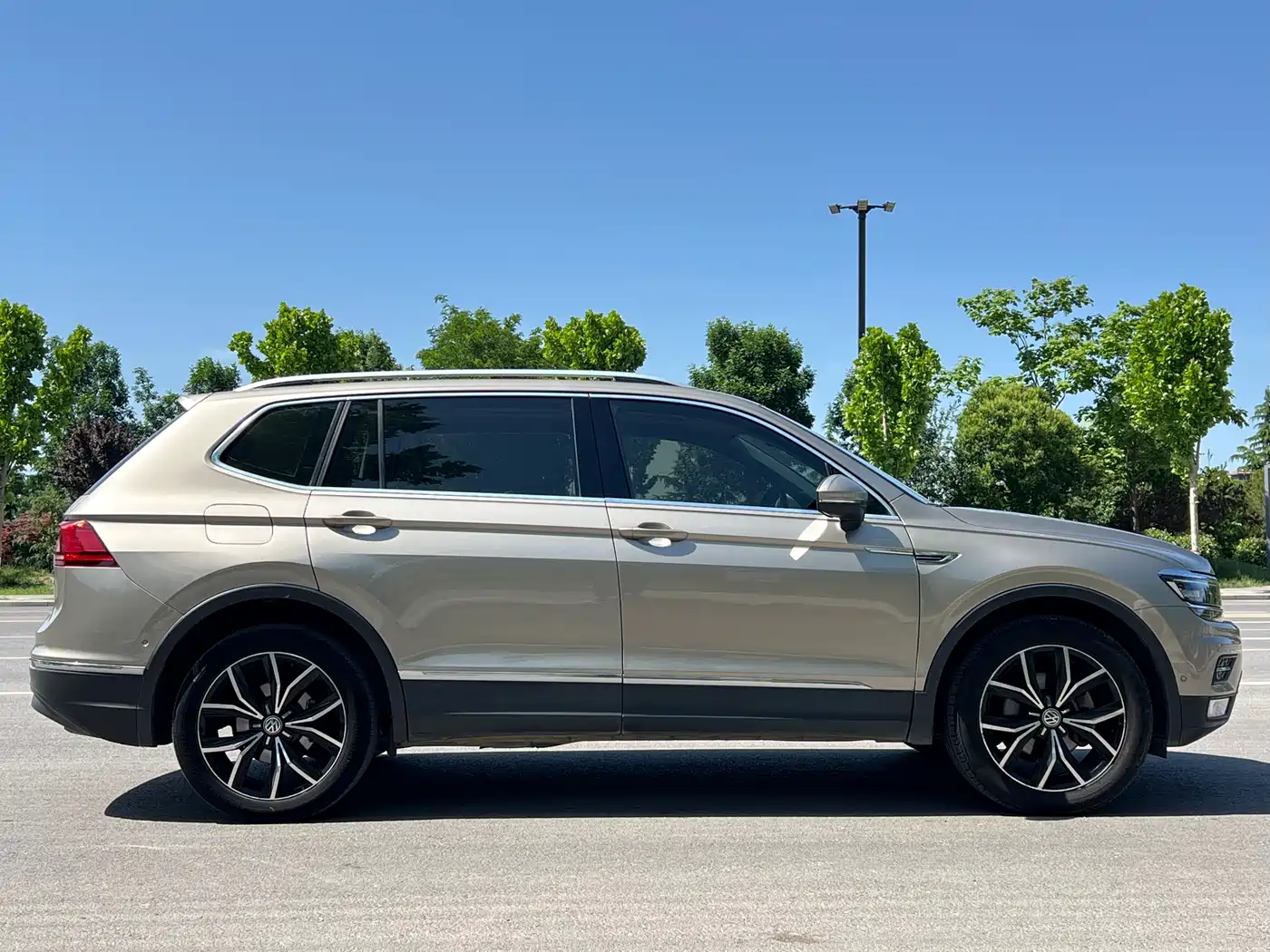 Volkswagen Tiguan L 2017 330TSI Automatic 2WD Flagship Edition фото 4