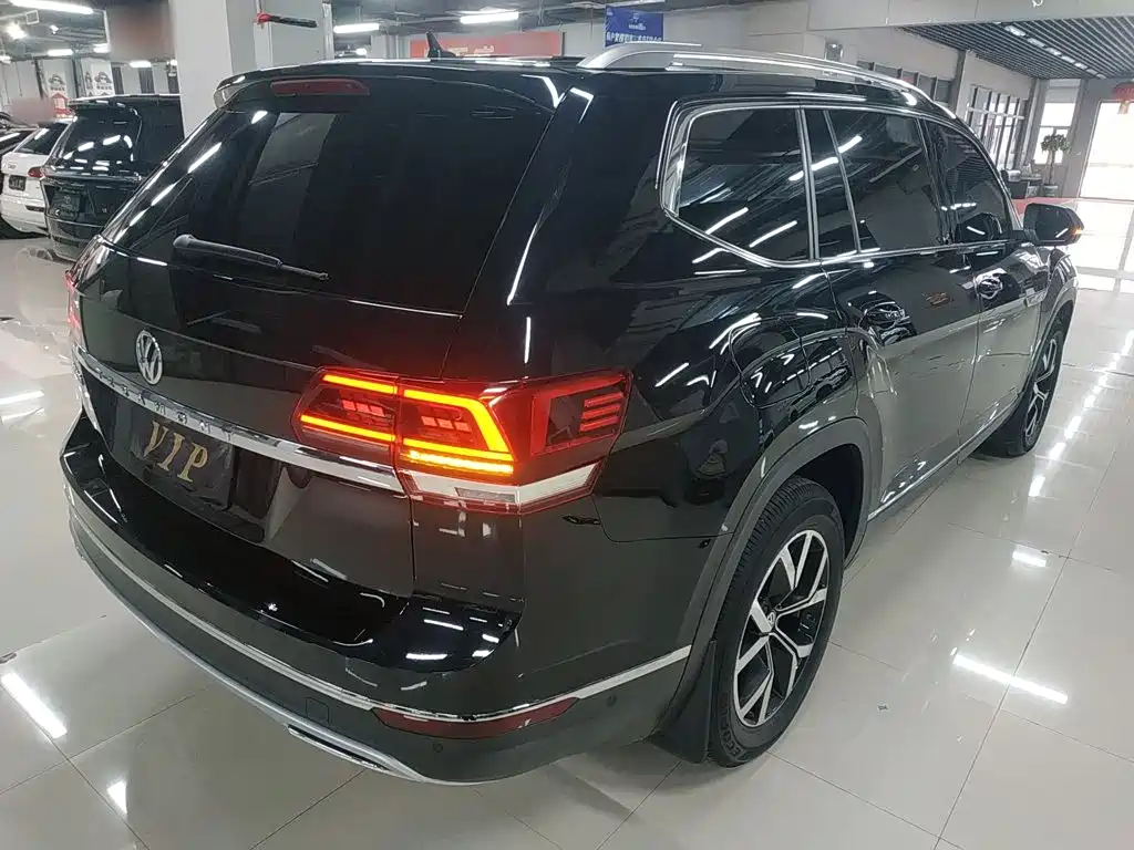 Фото 5 - Volkswagen Teramont
