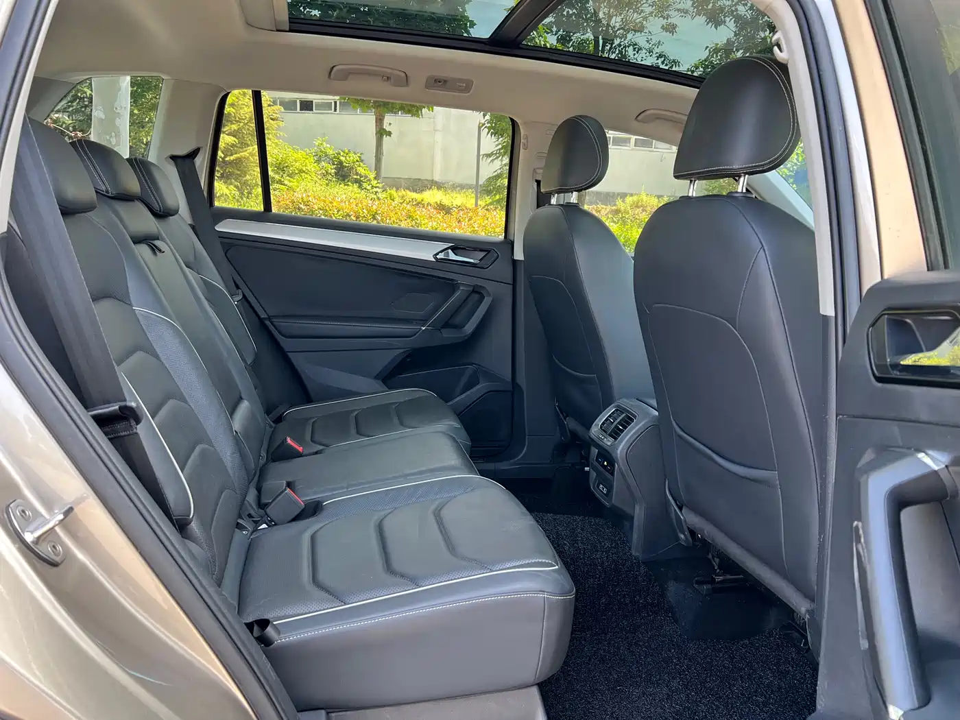 Volkswagen Tiguan L 2017 330TSI Automatic 2WD Flagship Edition фото 13