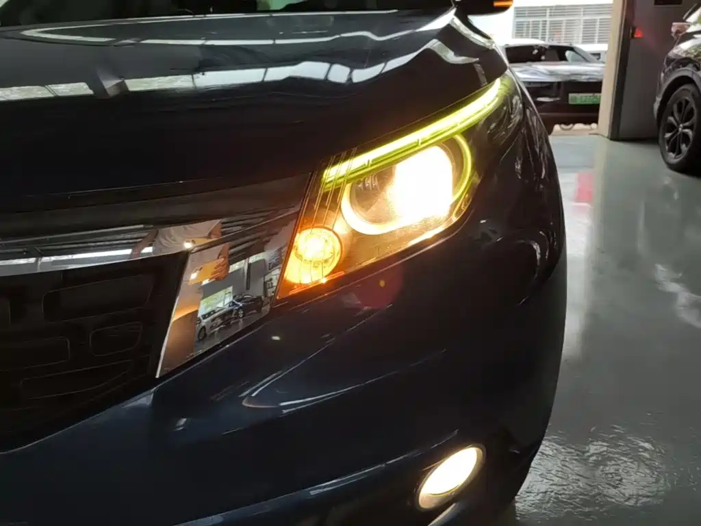 Qoros 5 2016 2016 1.6T Auto Luxury