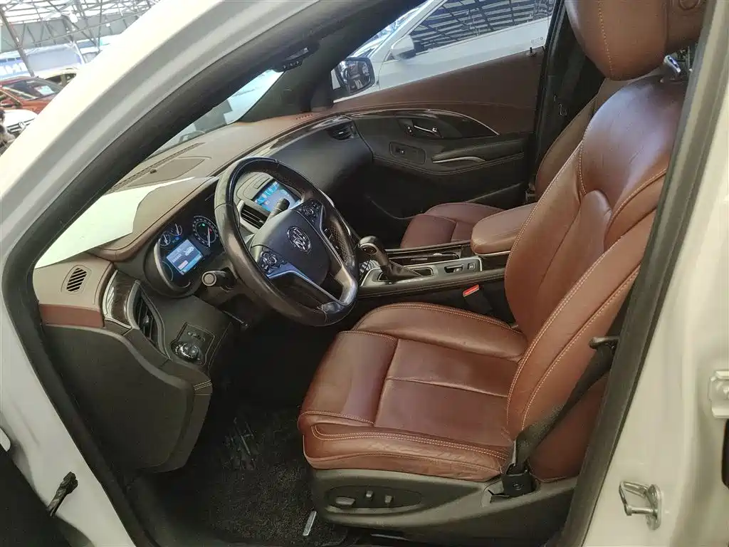 Buick LaCrosse 2013 2.4L SIDI Elite Comfort фото 15