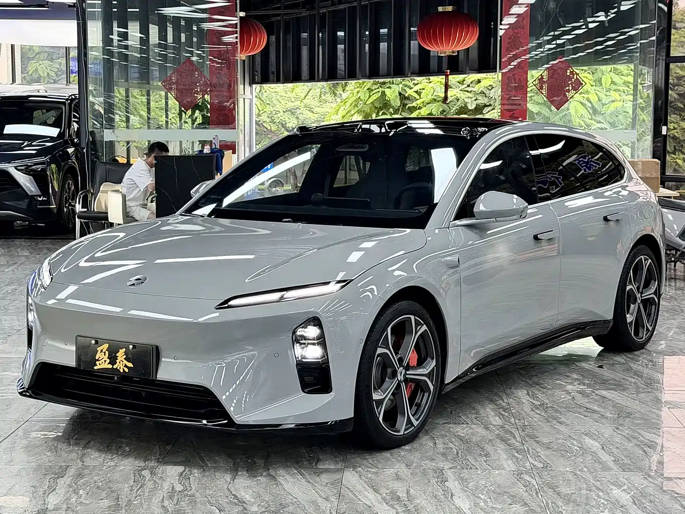 NIO ET5T 2026 2025 75kWh Touring