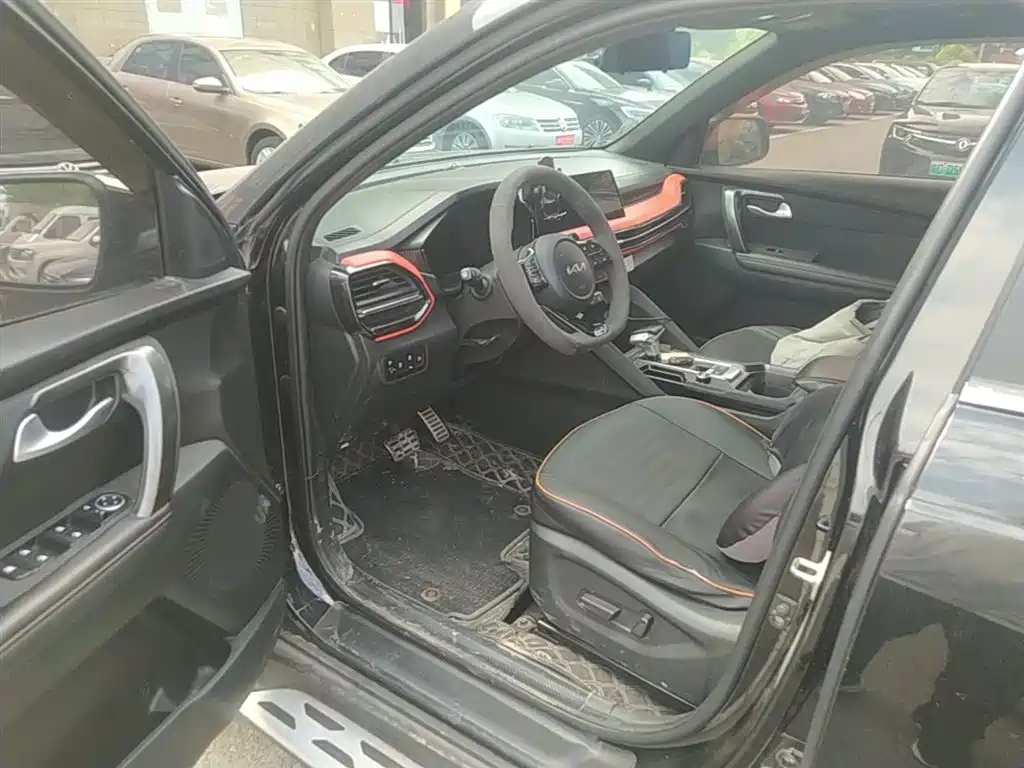 Kia Sportage 2021 Ace 1.5T GT Line Super Power Version фото 16