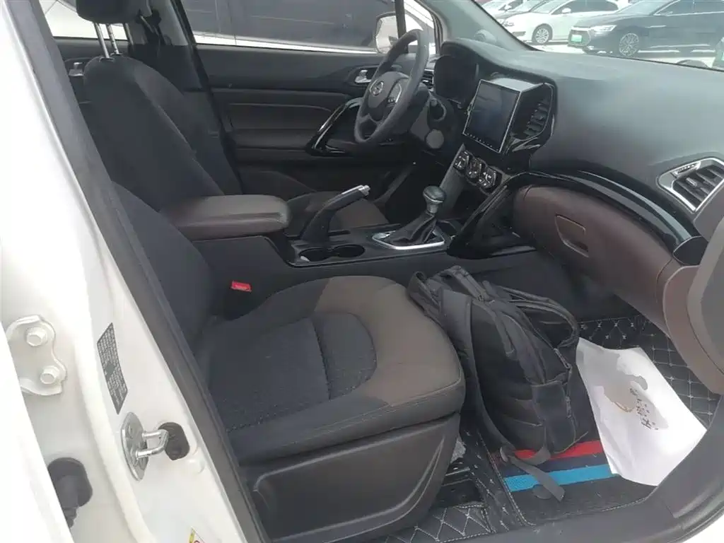 GAC Trumpchi Trumpchi GS4 2015 200T G-DCT Elite Edition фото 25