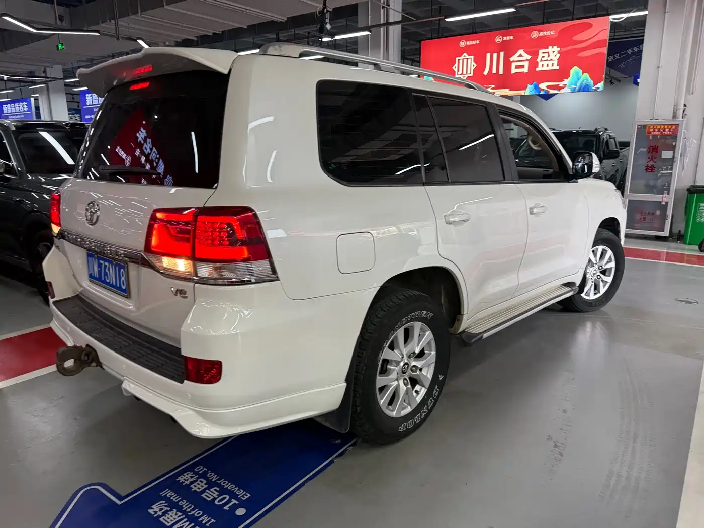 Toyota Land Cruiser (Import) фото 4