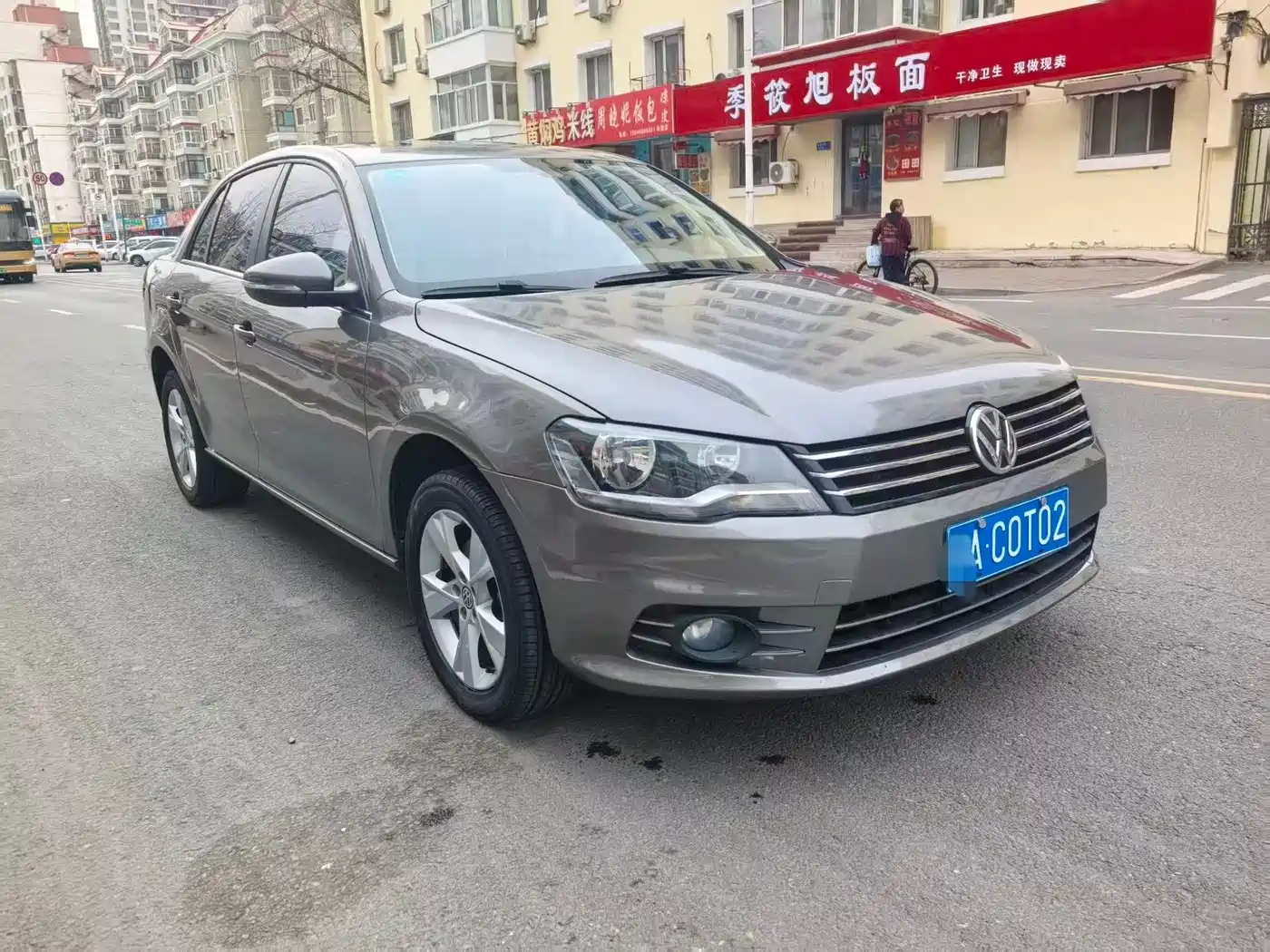 Volkswagen Bora 2014 1.6L Automatic Comfort Edition фото 3