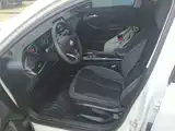 Photo 15 - Buick Verano
