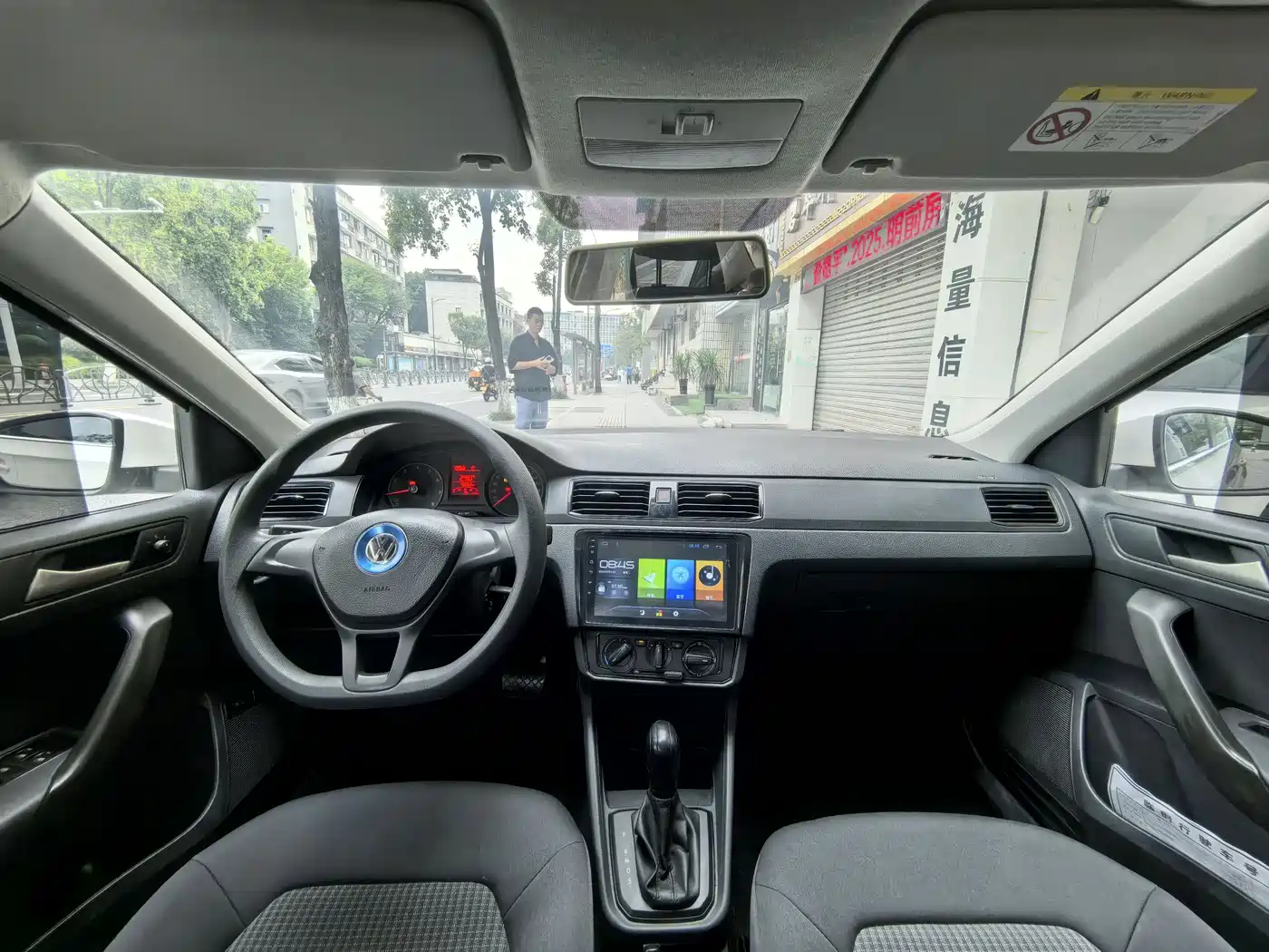 Volkswagen Santana 2016 1.6L Automatic Trend Edition фото 9