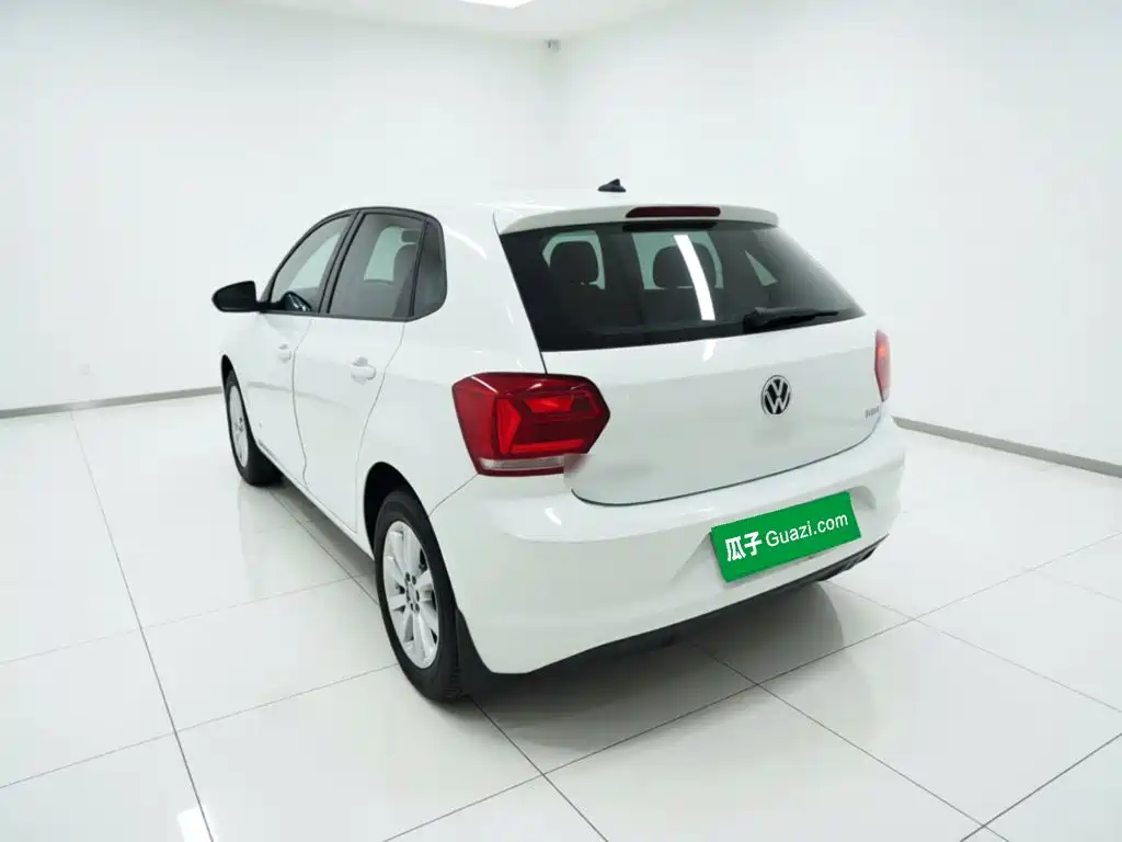 صورة 4 - Volkswagen Polo