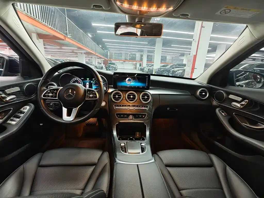 Mercedes-Benz C-Class (Import) 2020 Model C 260 Estate фото 6