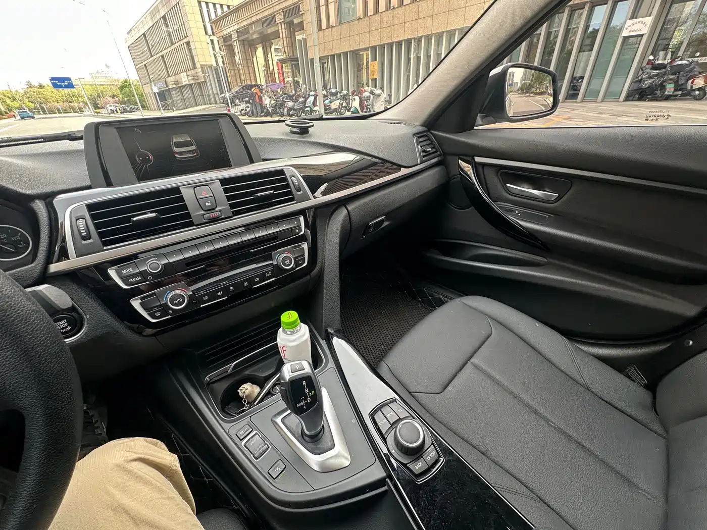 BMW 3 Series 2017 320Li Fashion фото 11