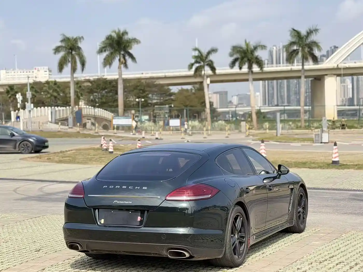 Porsche Panamera 2010 Panamera 3.6L фото 6