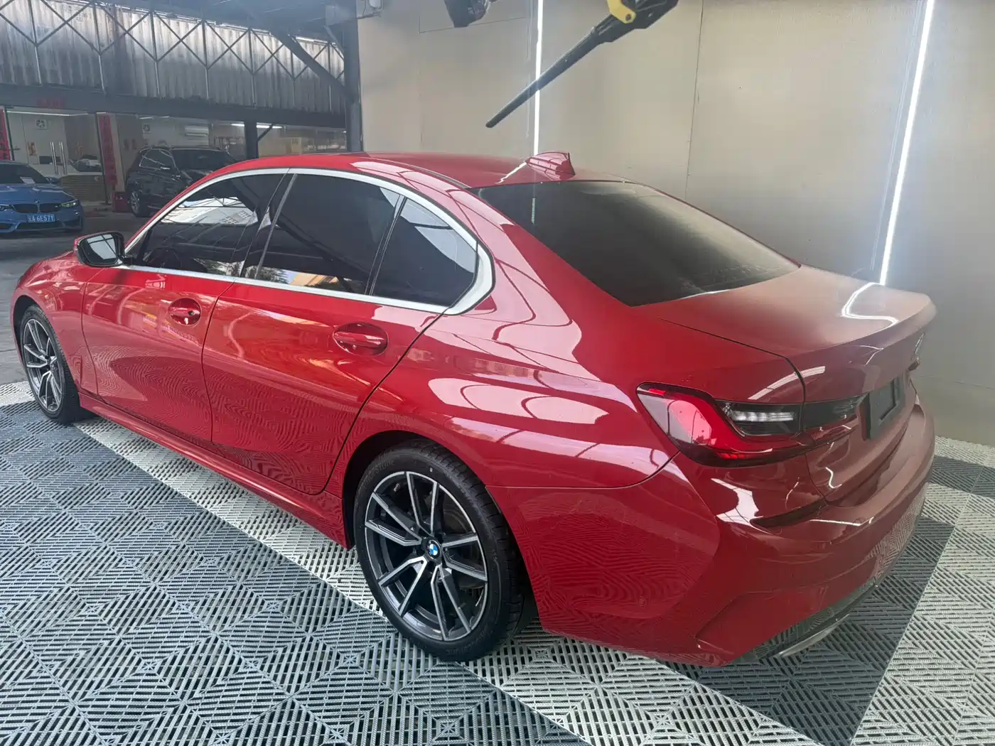 BMW 3 Series 2020 325i M Sport Package фото 13