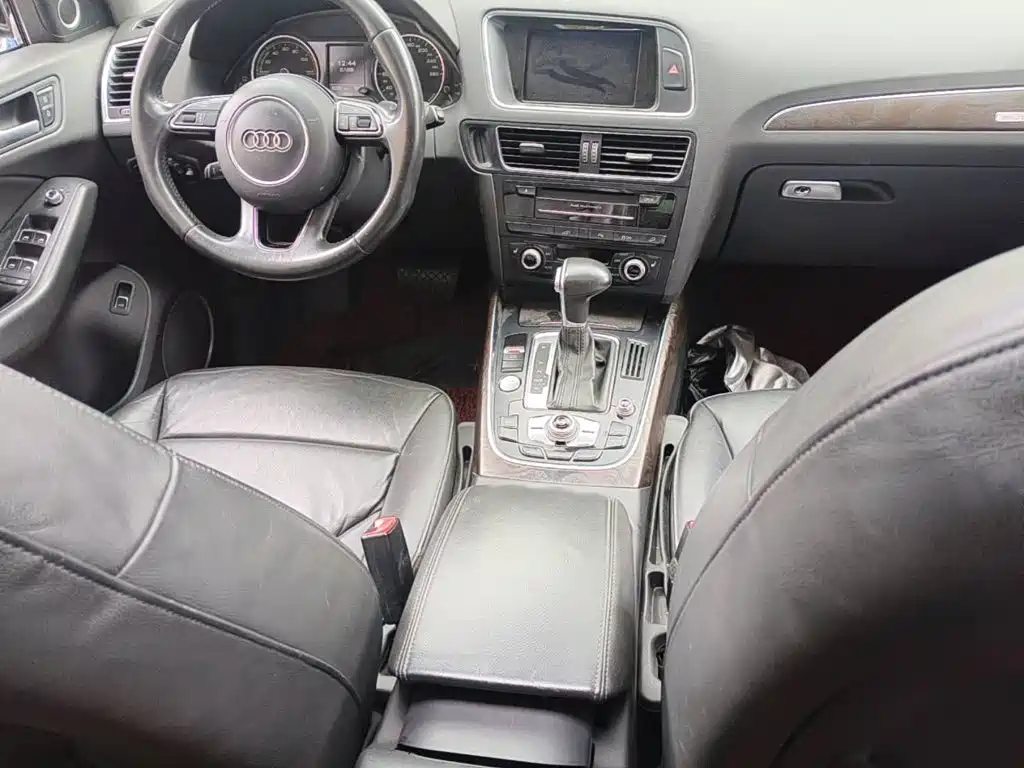 Audi Q5 (Import) 2015 2013 Model 40 TFSI hybrid
