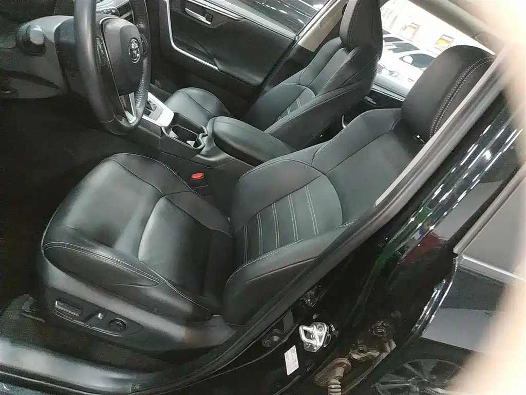 TOYOTA WILANDA