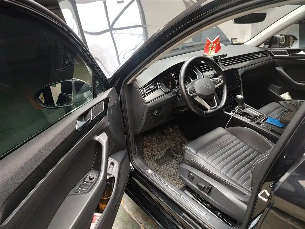 Volkswagen Magotan 2020 330TSI DSG Leading фото 14