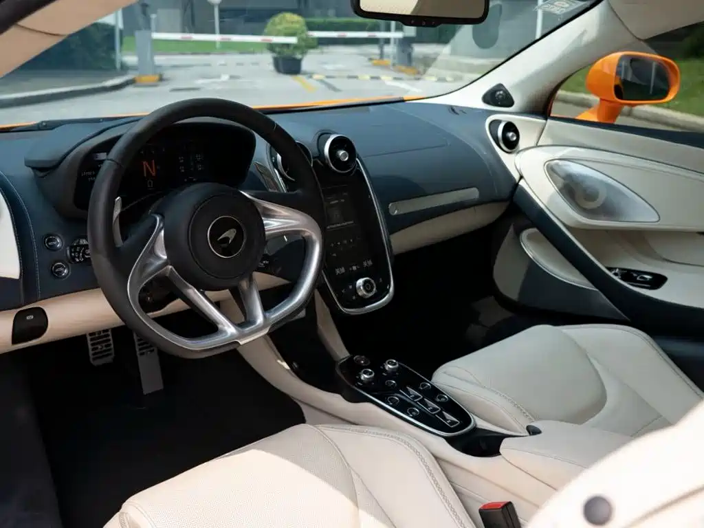 McLaren GT 2023 2023 4.0T Standard Model