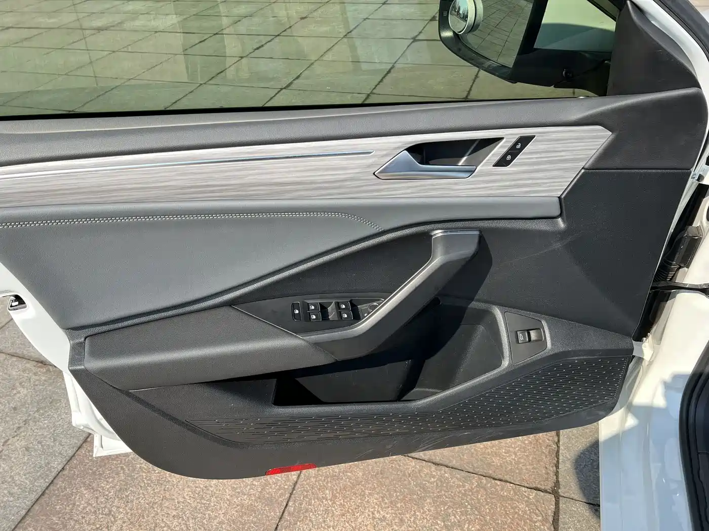 Volkswagen Sagitar 2023 280TSI DSG Beyond Lite фото 17