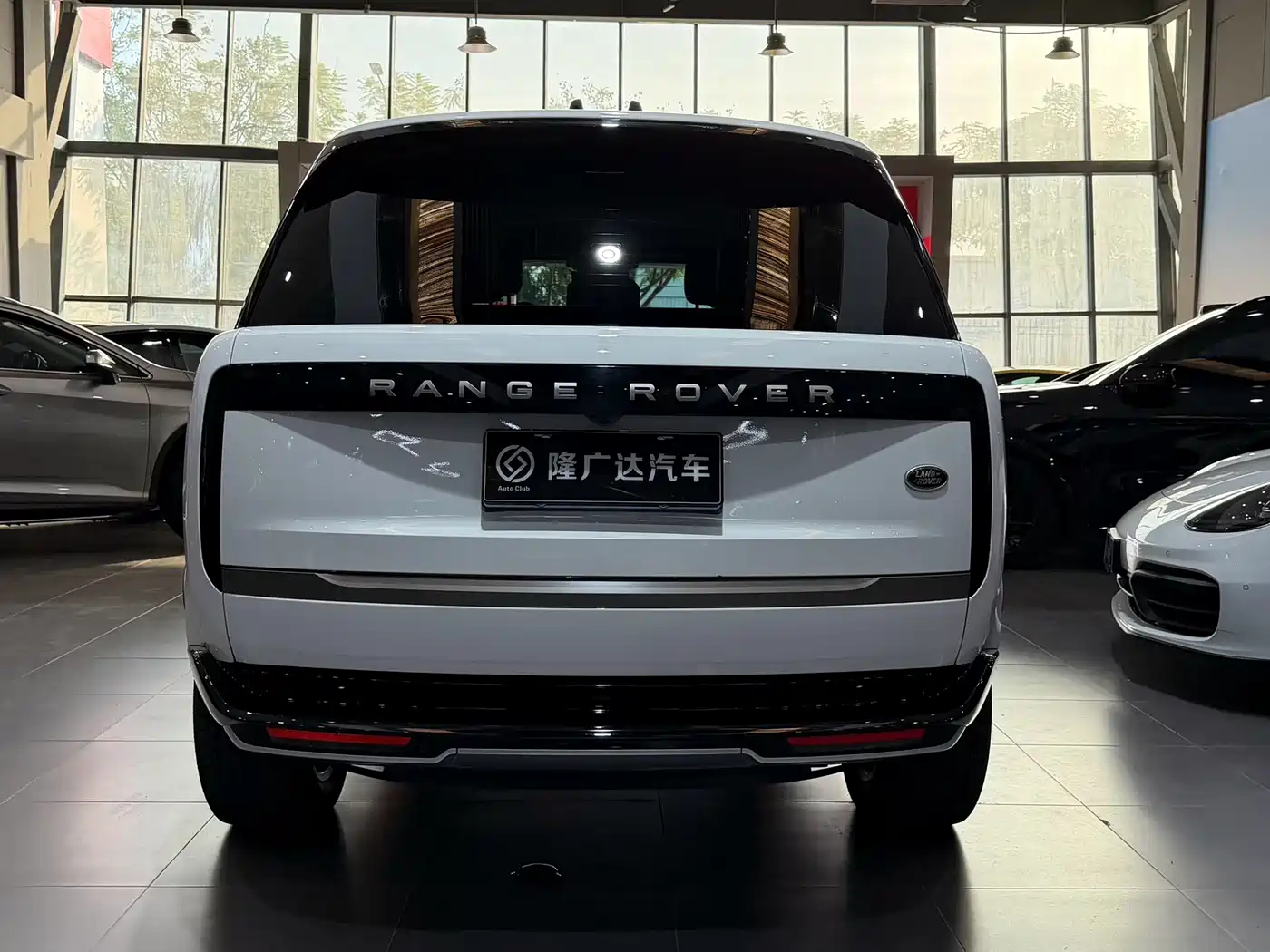 LAND ROVER RANGE ROVER