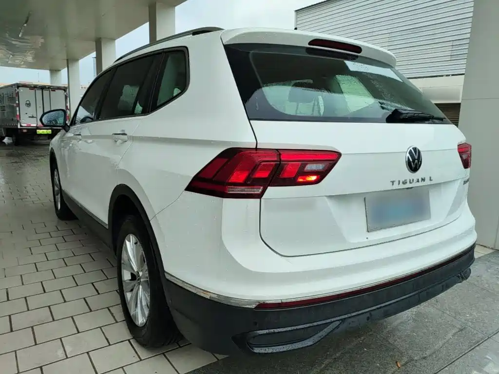 Фото 5 - Volkswagen Tiguan L